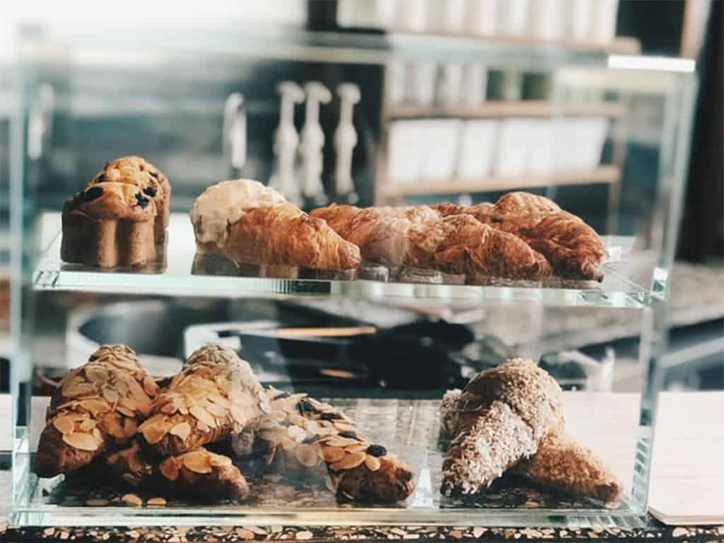 best bakery in Nanaimo, Mon Petit Choux