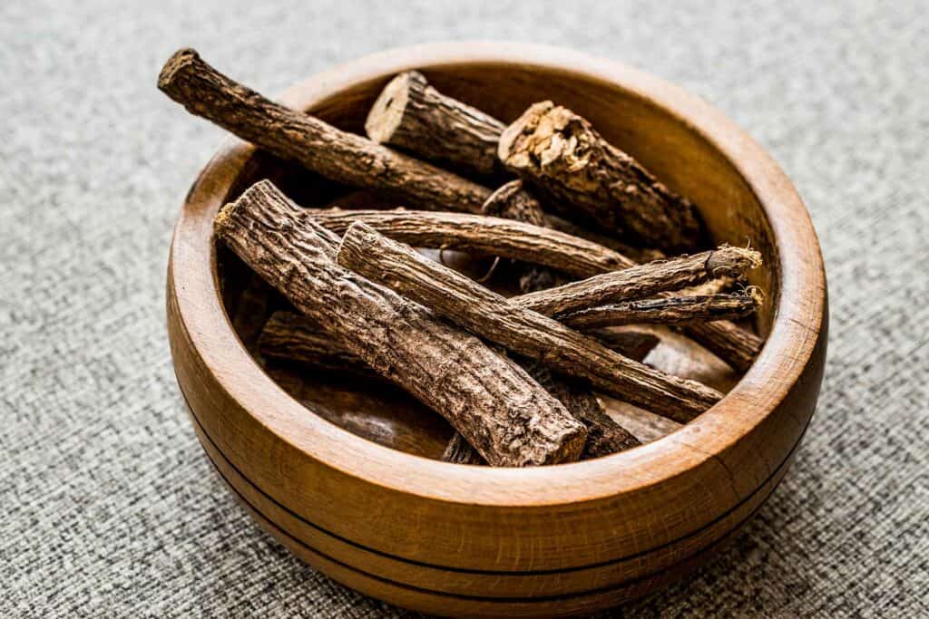 licorice root sticks